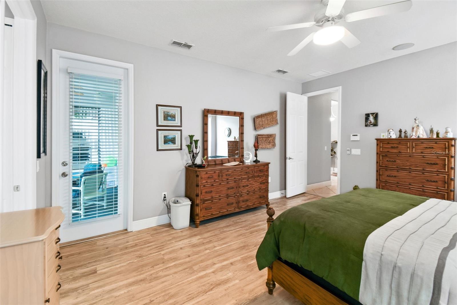 Image 15 of 49 For 487 Monterey Street