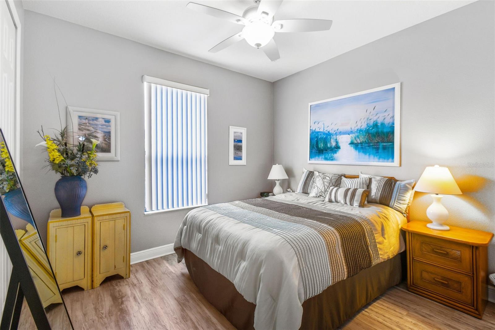 Image 22 of 49 For 487 Monterey Street