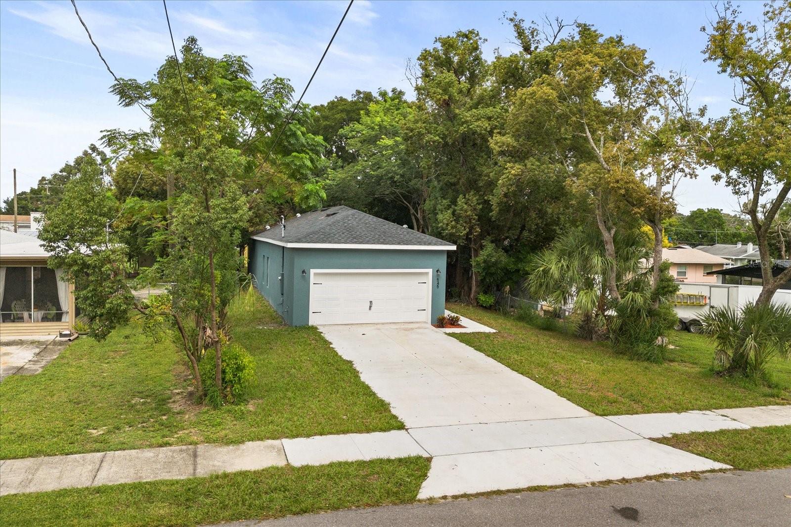 Image 4 of 26 For 545 Orange Street