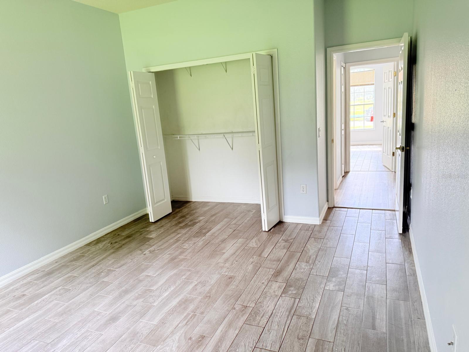 Image 16 of 25 For 1905 Fairway Loop