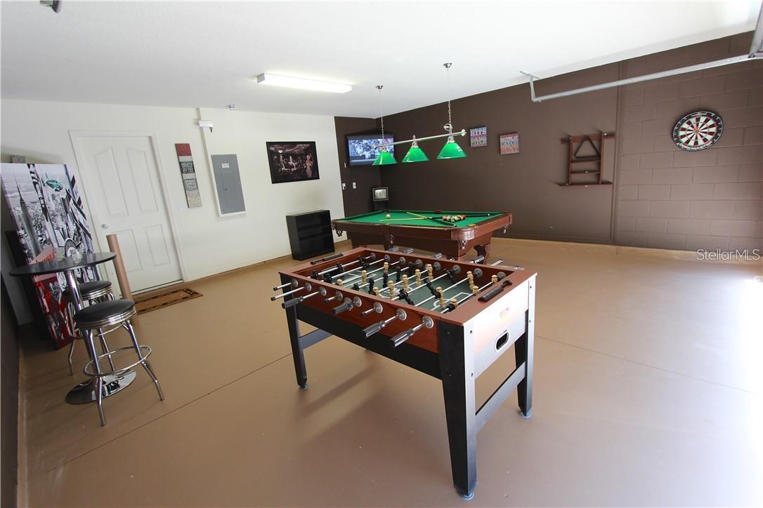 Image 12 of 29 For 957 Emerald Green