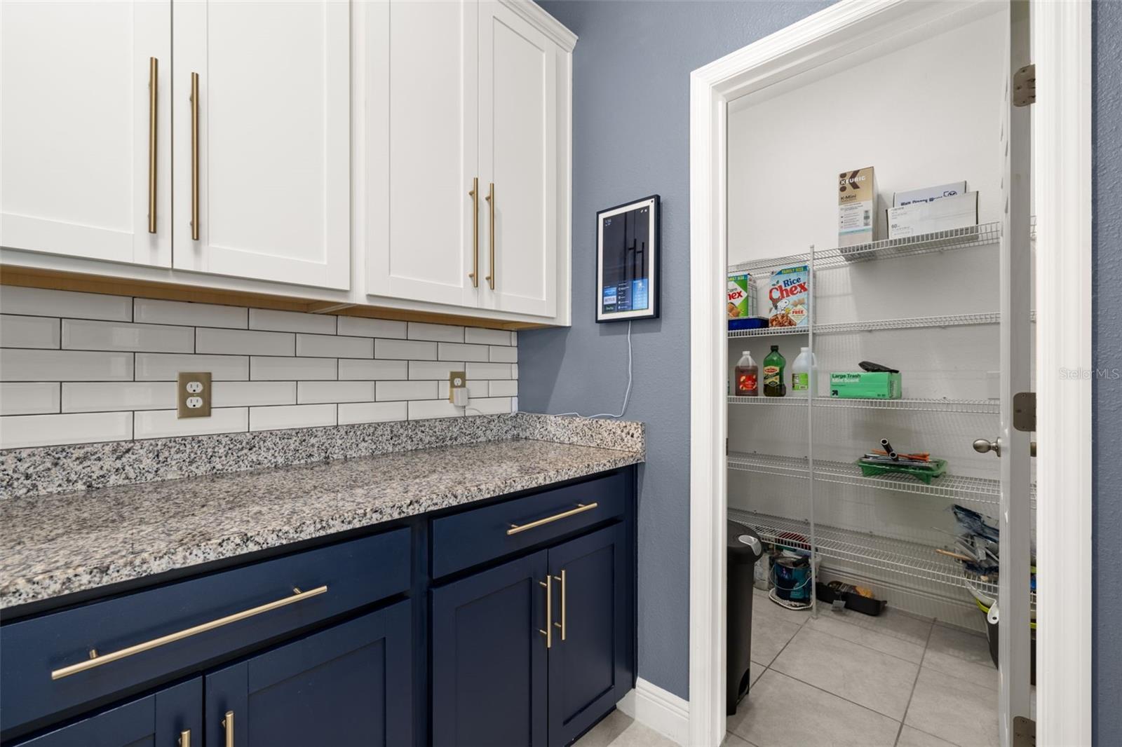 Image 23 of 90 For 9736 Amber Chestnut Way