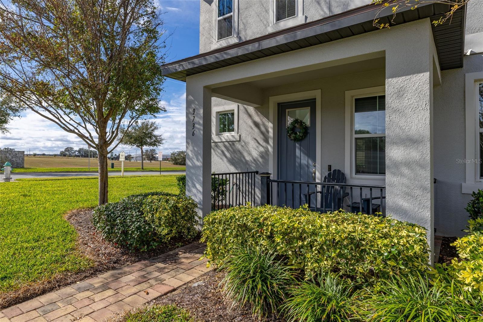 Image 3 of 90 For 9736 Amber Chestnut Way