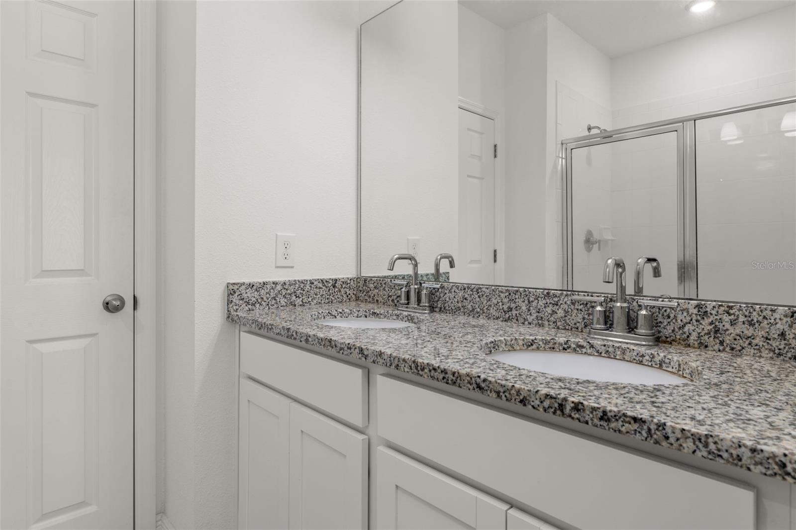 Image 36 of 90 For 9736 Amber Chestnut Way