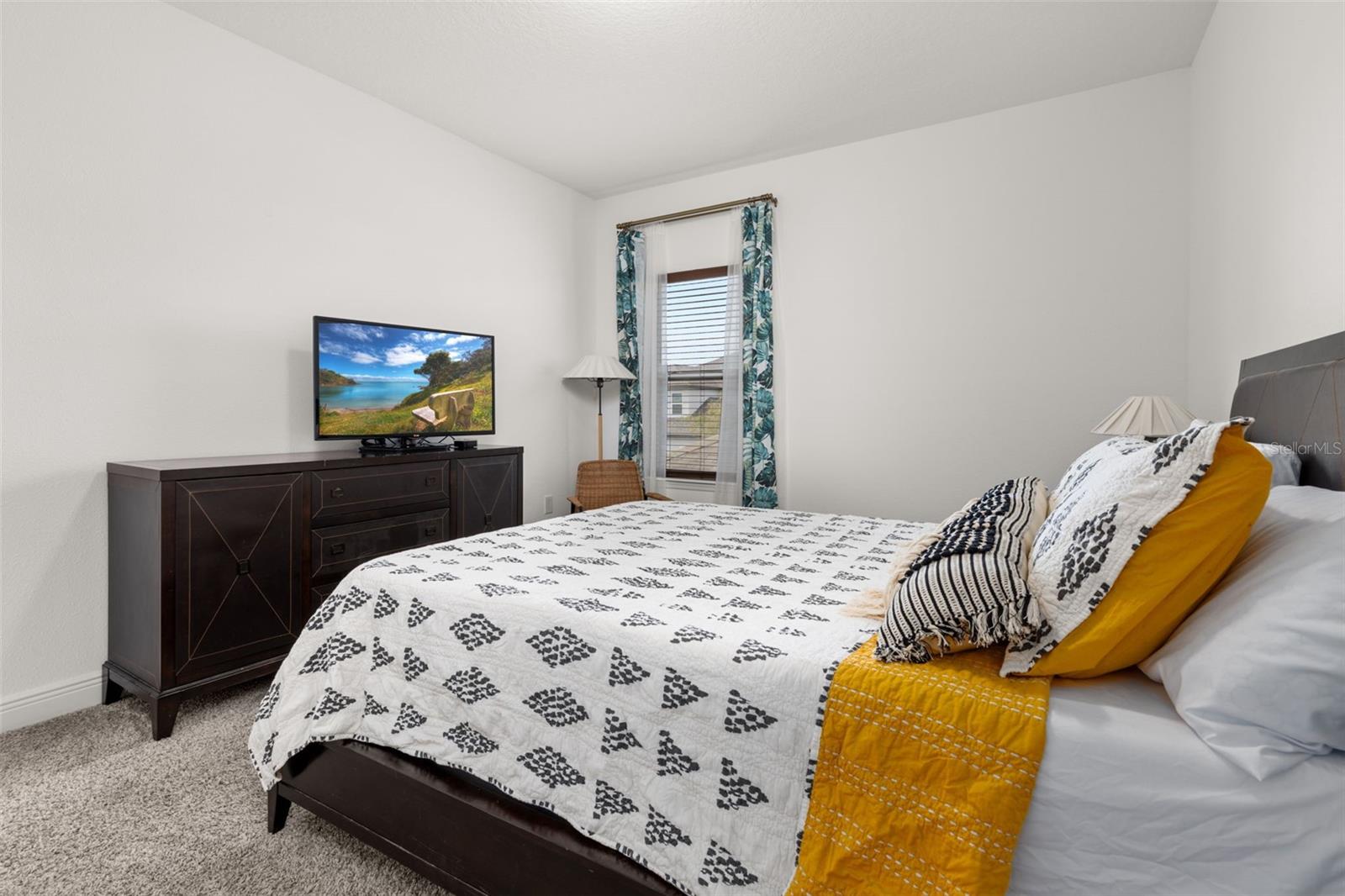 Image 40 of 90 For 9736 Amber Chestnut Way