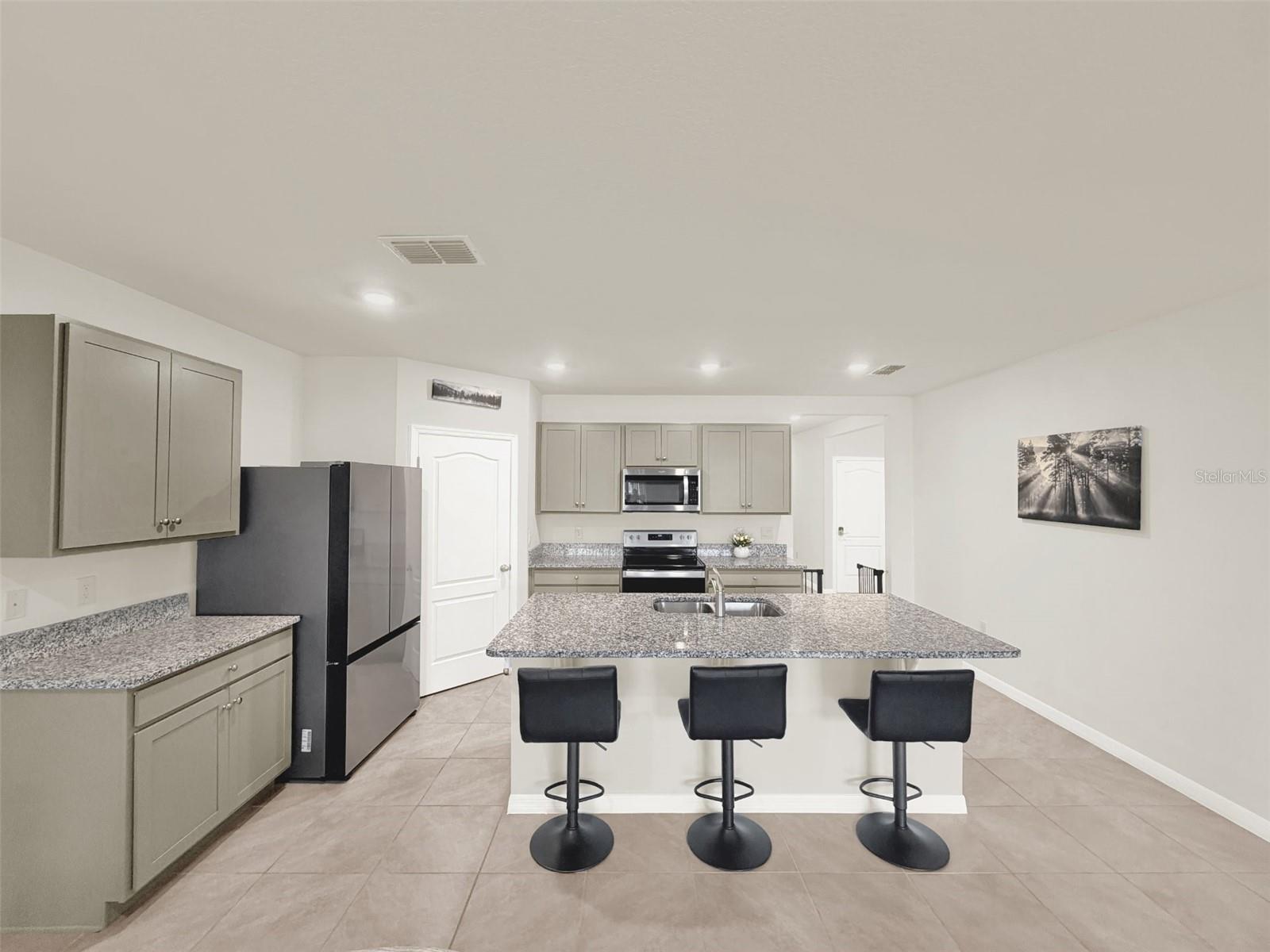Image 11 of 37 For 5654 Winona Drive