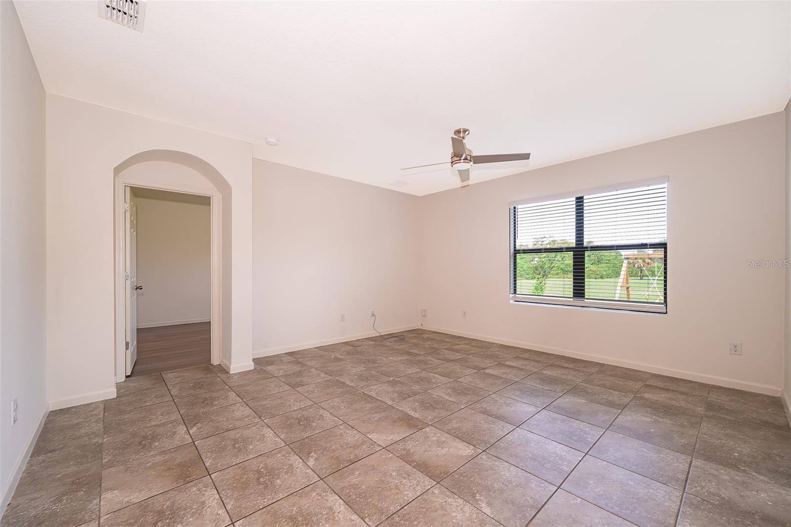 Image 20 of 29 For 3492 Indian River Parkway