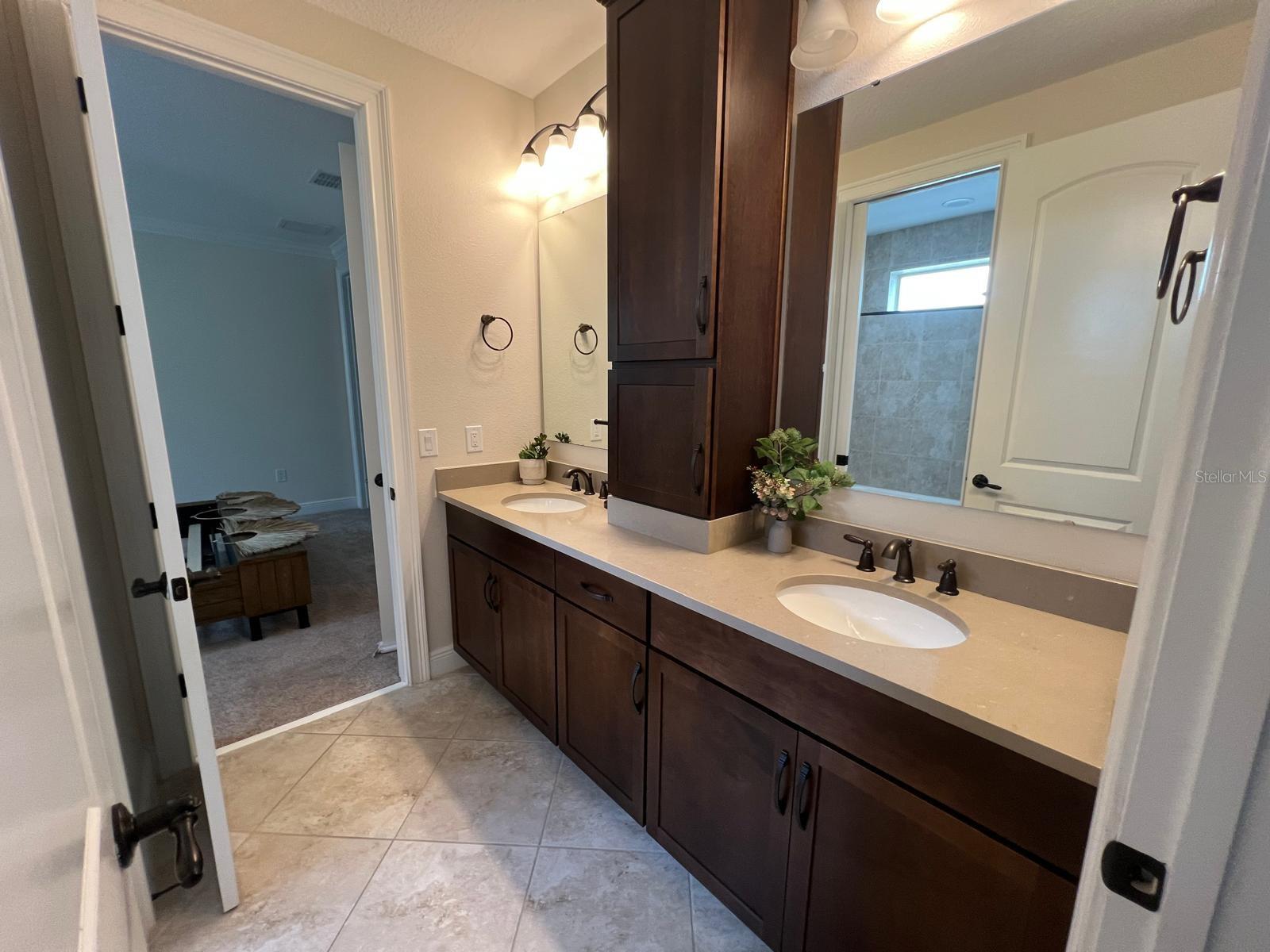 Image 23 of 41 For 12927 Canopy Woods Way