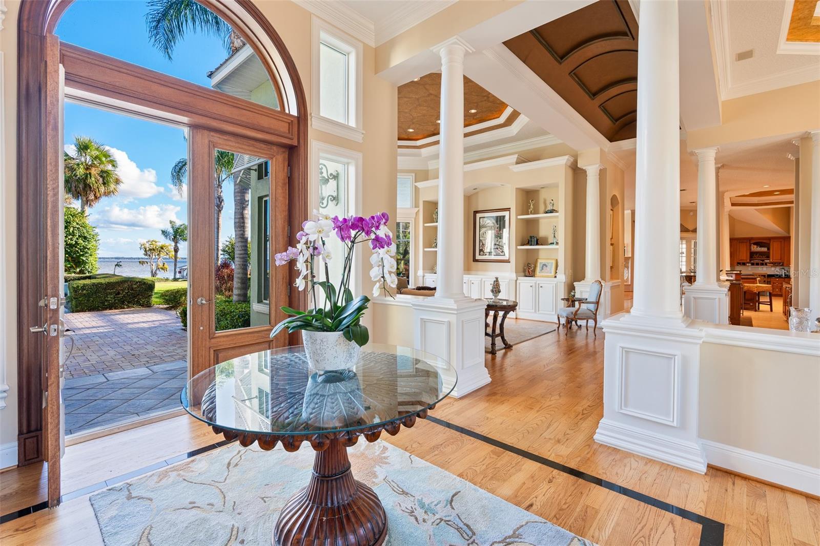 Image 13 of 56 For 30215 Redtree Drive