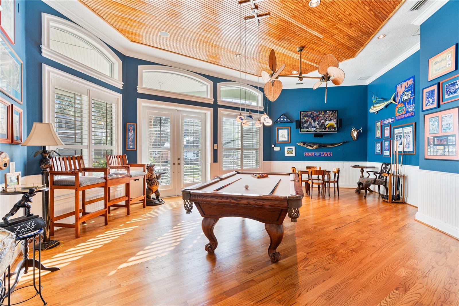 Image 17 of 56 For 30215 Redtree Drive