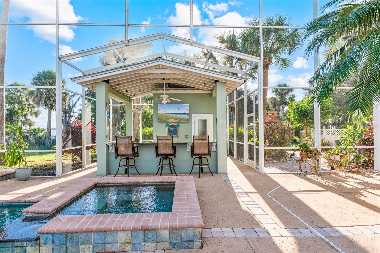 Image 33 of 56 For 30215 Redtree Drive