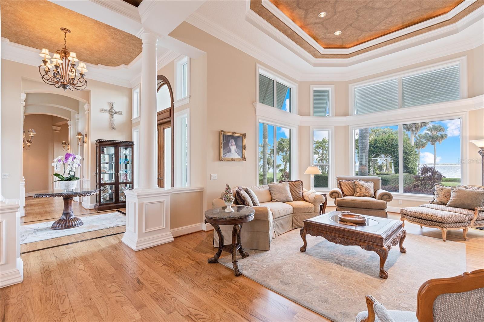 Image 9 of 56 For 30215 Redtree Drive