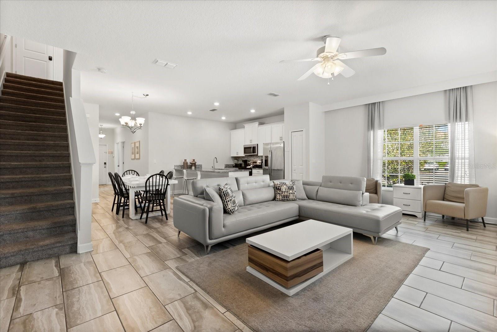 Image 5 of 39 For 4800 Crusoe Street