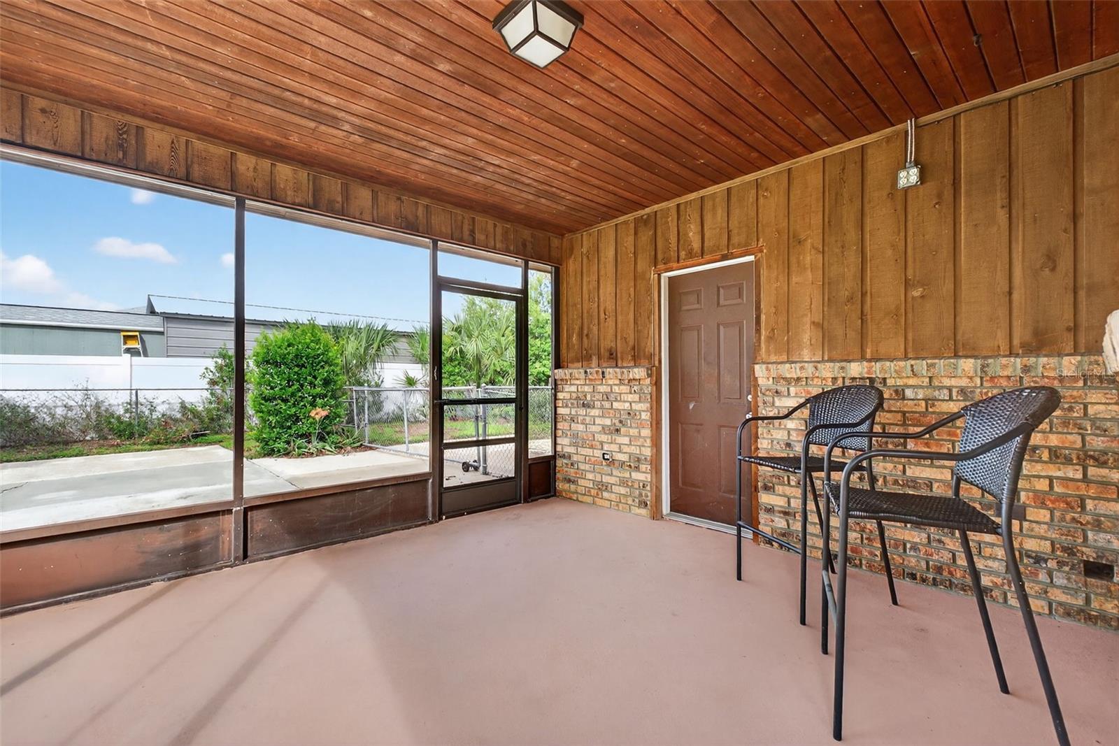 Image 58 of 80 For 7 Bay Street