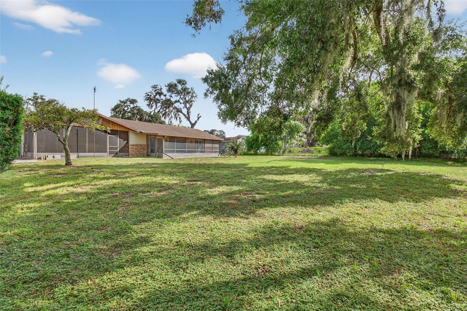 Image 63 of 80 For 7 Bay Street