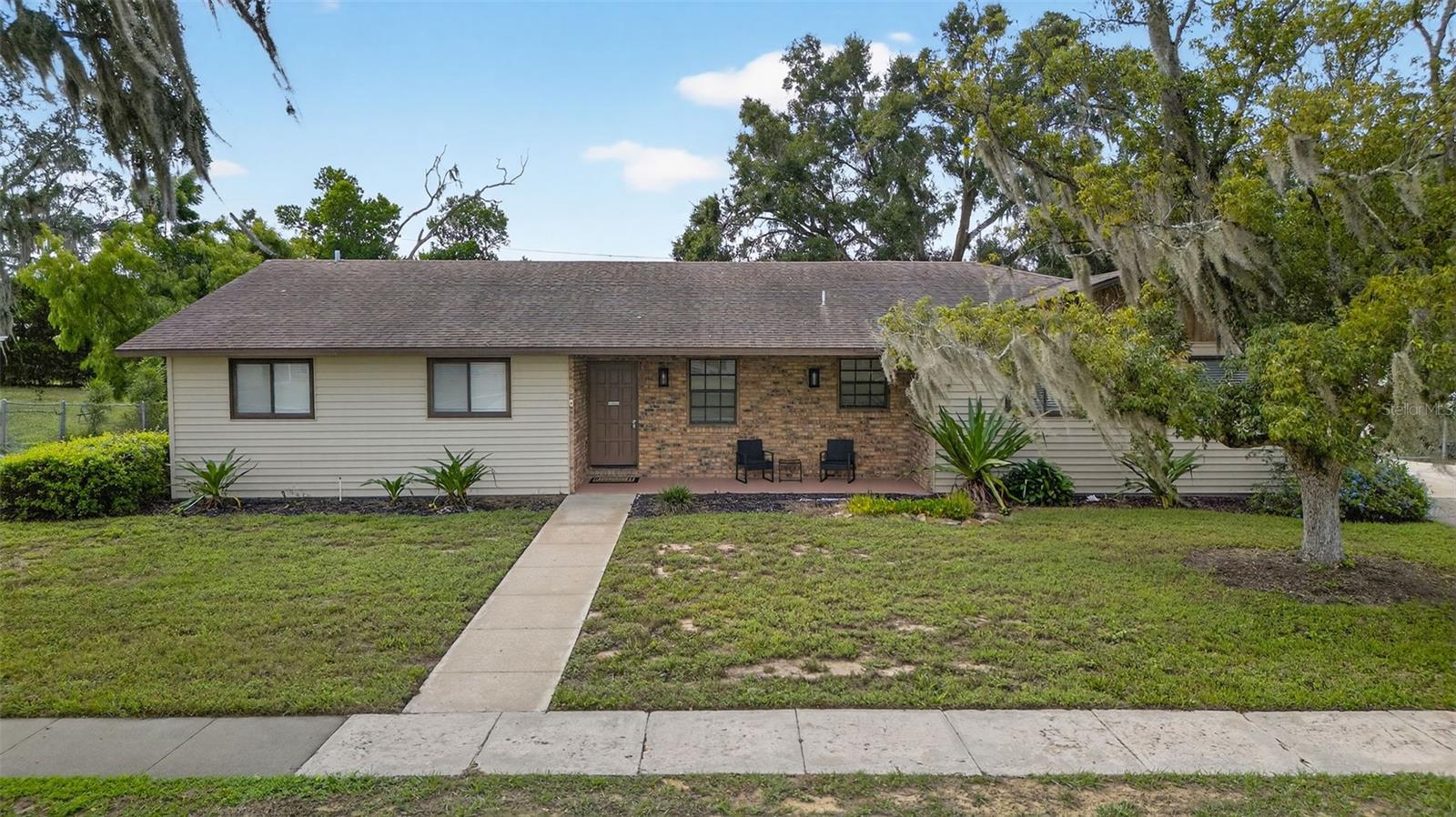 Image 68 of 80 For 7 Bay Street