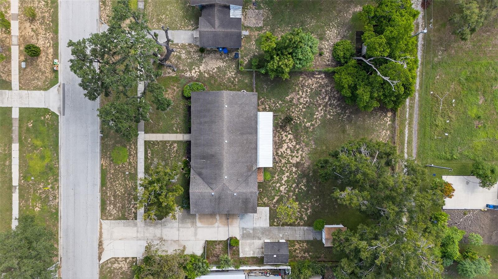 Image 74 of 80 For 7 Bay Street