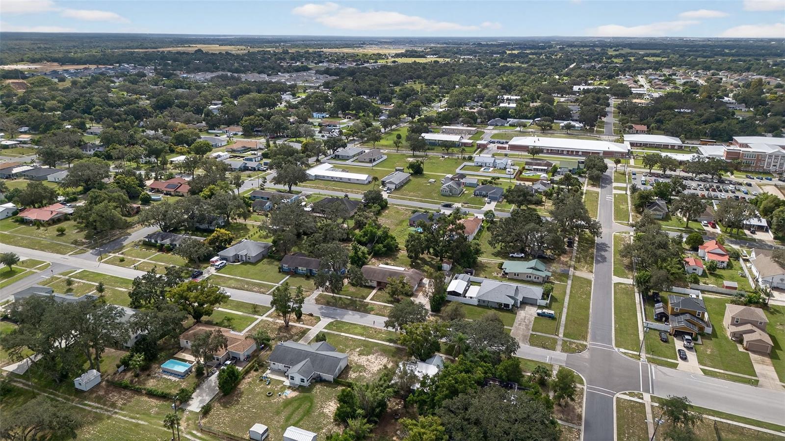 Image 77 of 80 For 7 Bay Street