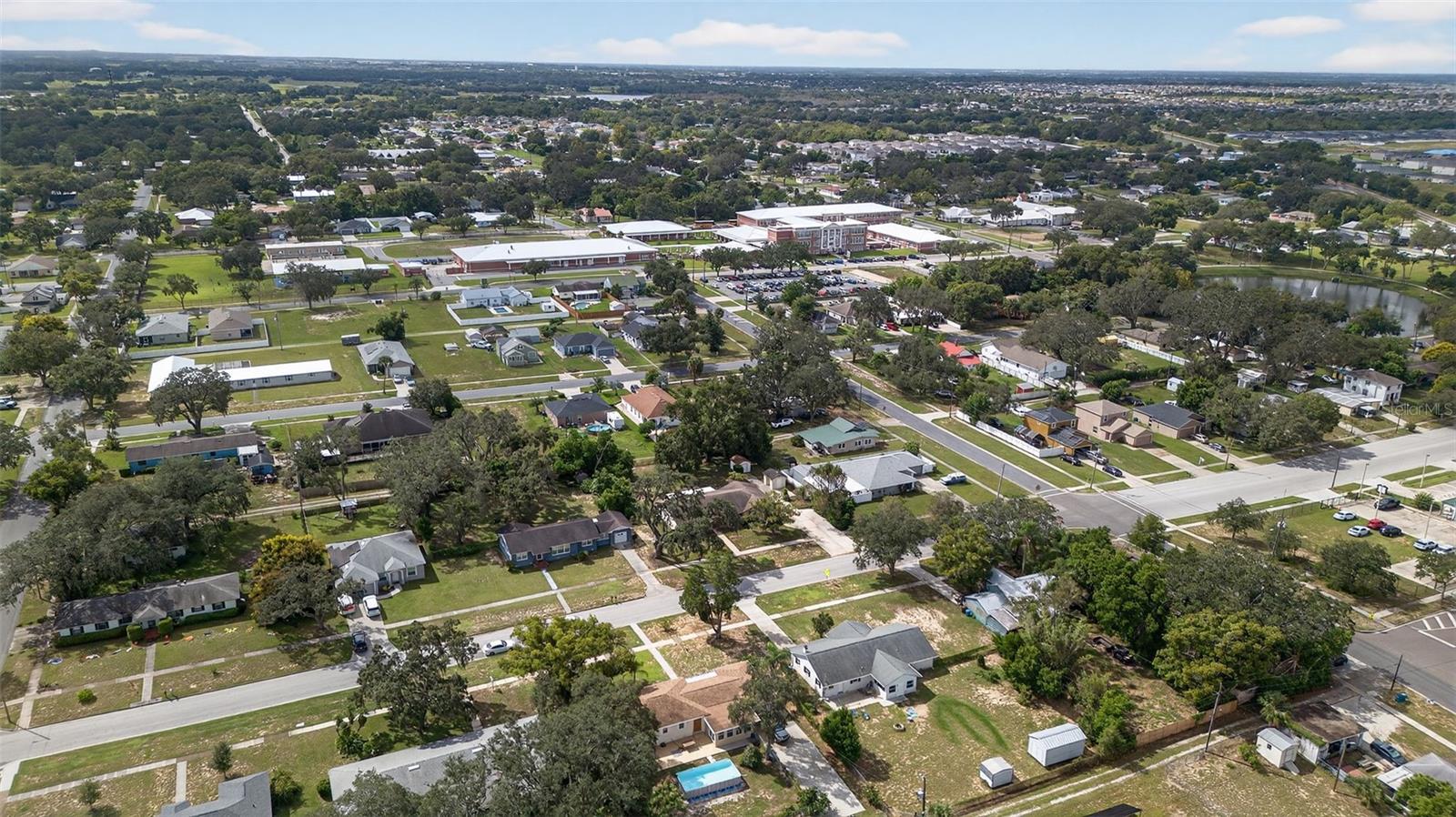 Image 80 of 80 For 7 Bay Street