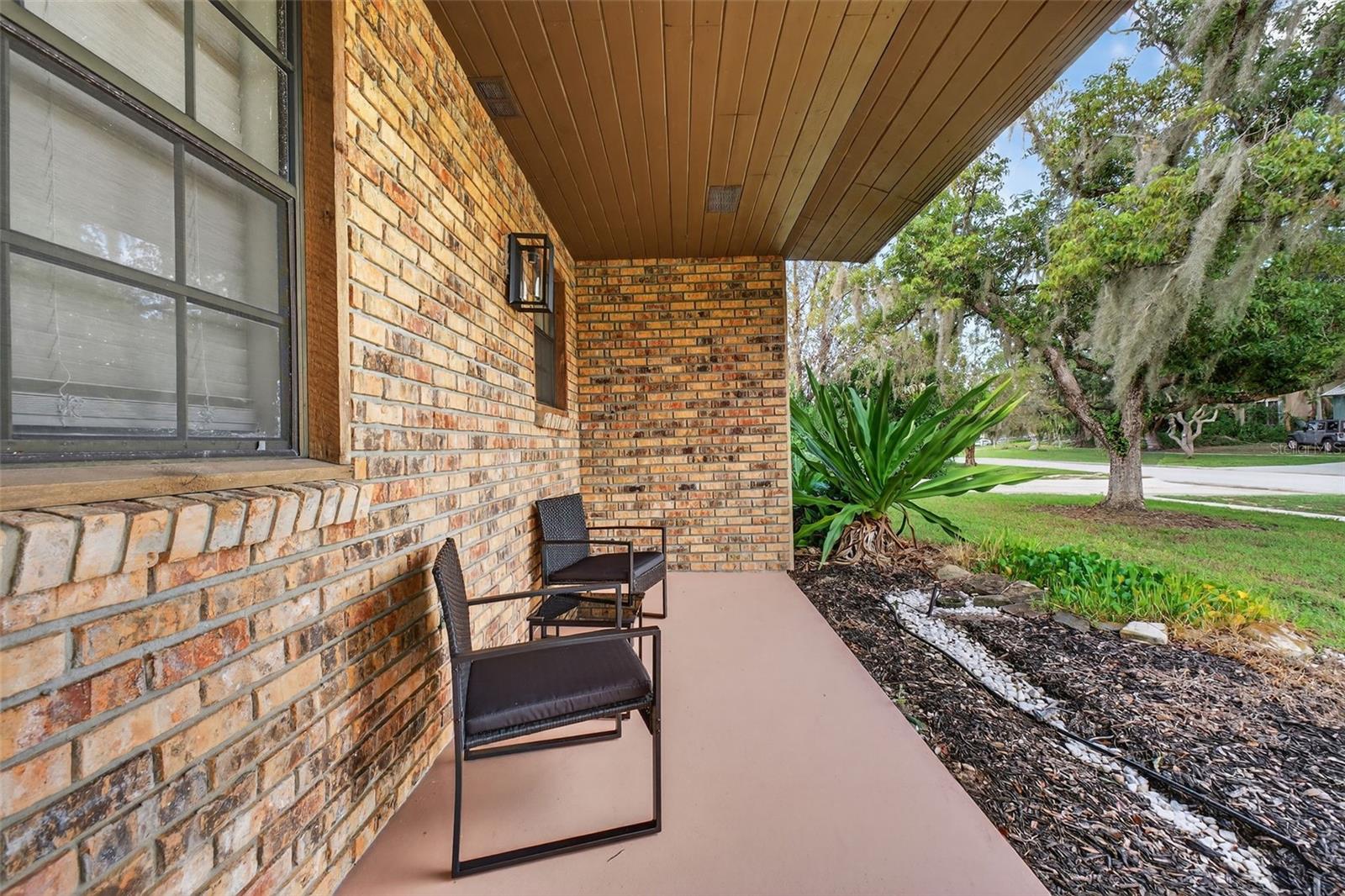 Image 9 of 80 For 7 Bay Street