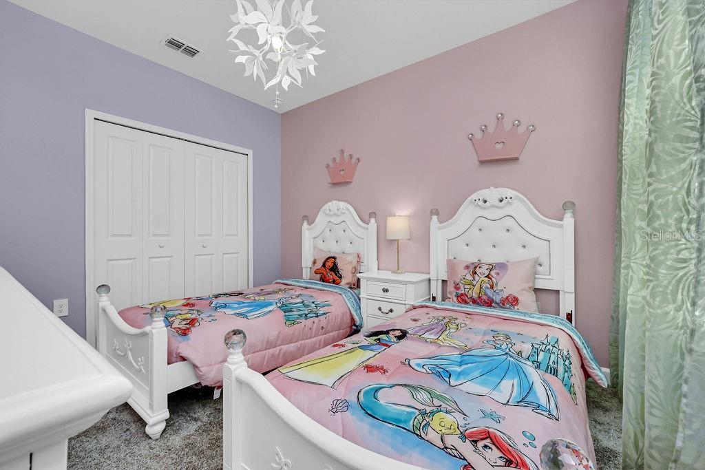 Image 20 of 30 For 8919 Play Through Drive