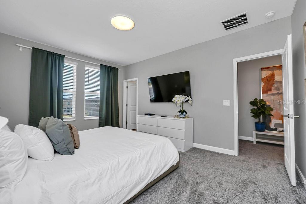 Image 24 of 30 For 8919 Play Through Drive