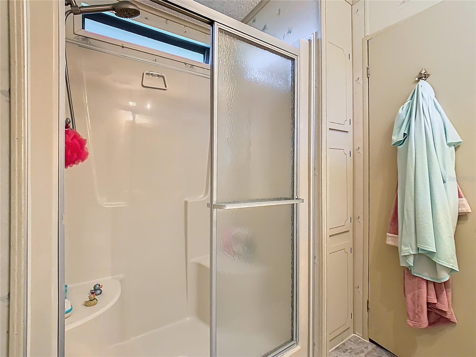 Image 27 of 36 For 116 Jackson Park Ave