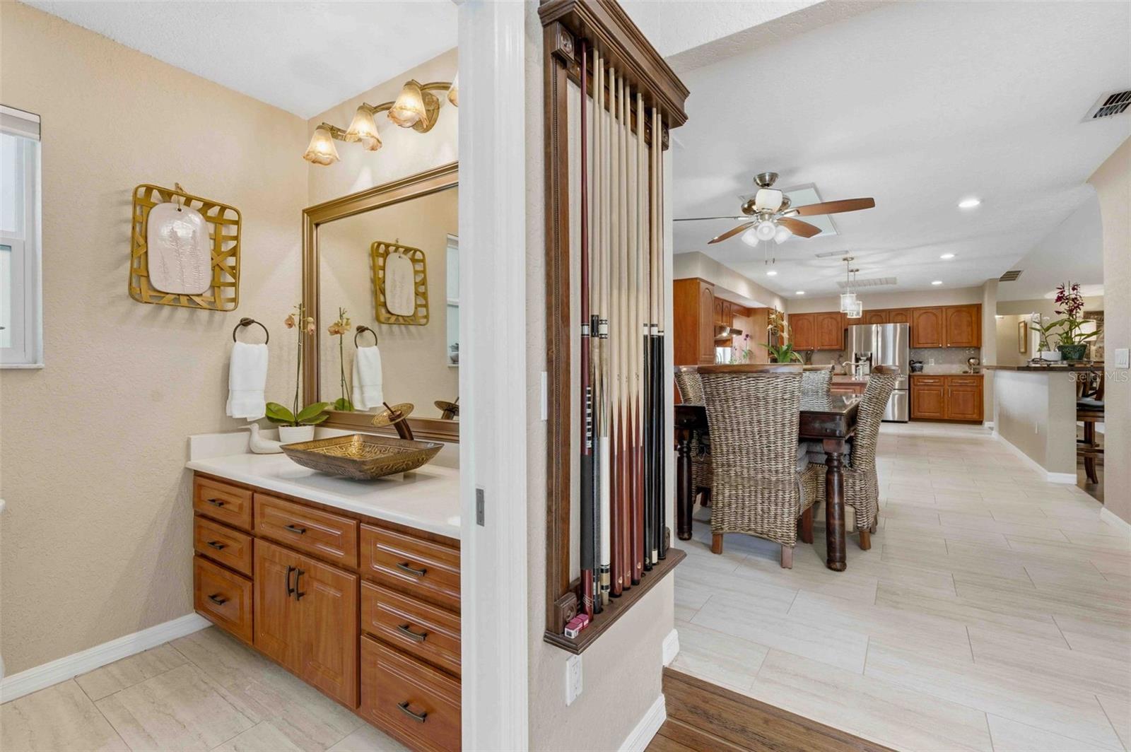Image 42 of 79 For 1475 Glenridge Drive