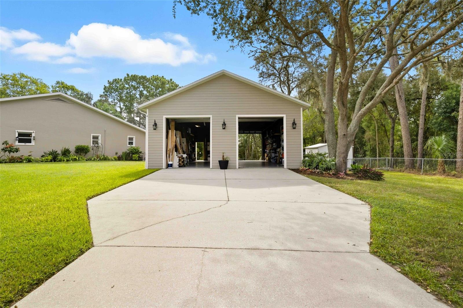 Image 72 of 79 For 1475 Glenridge Drive