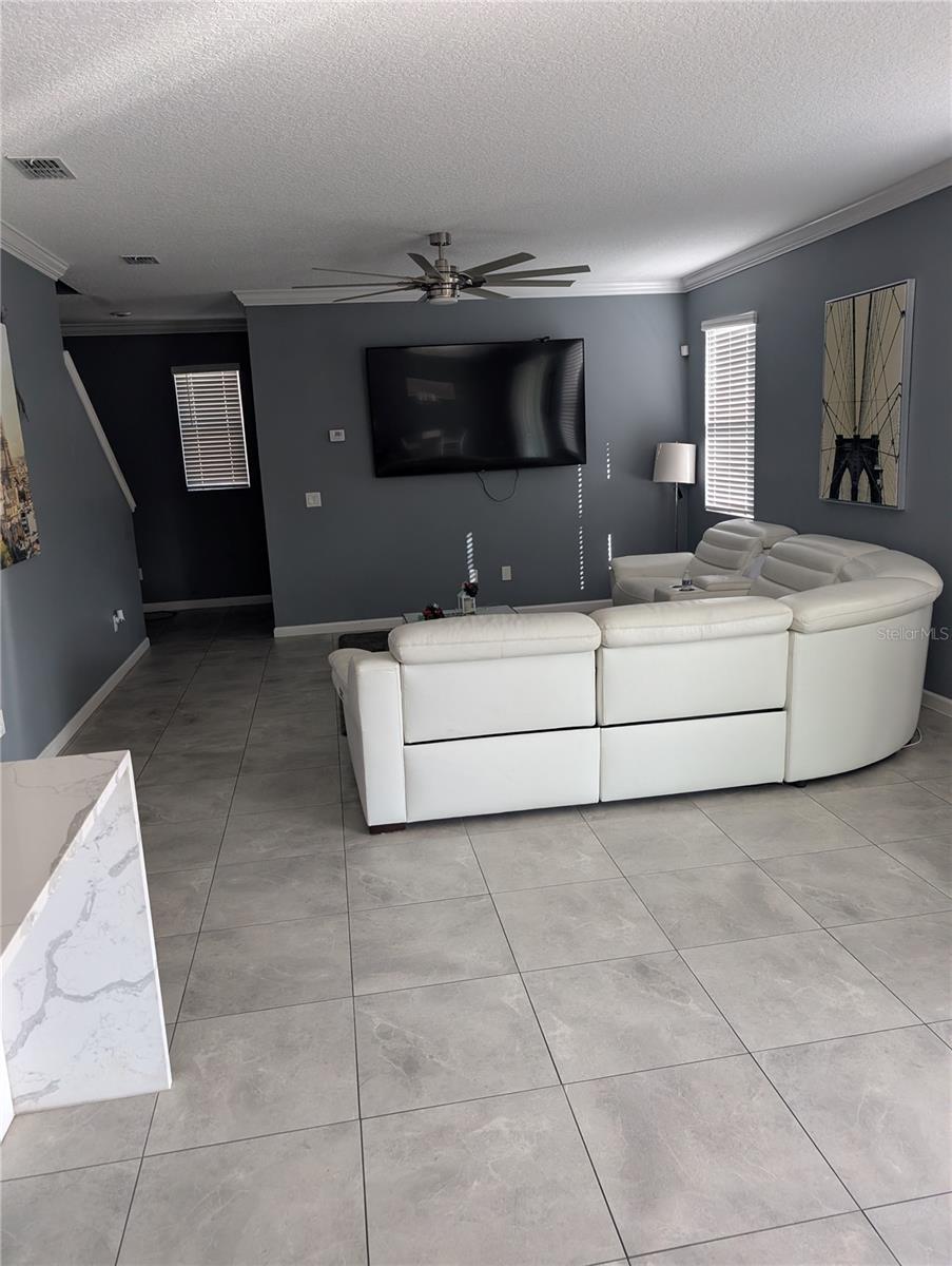 Image 5 of 13 For 1776 Black Maple Place