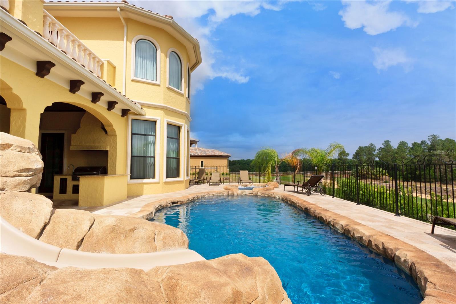 Image 10 of 49 For 7825 Palmilla Court