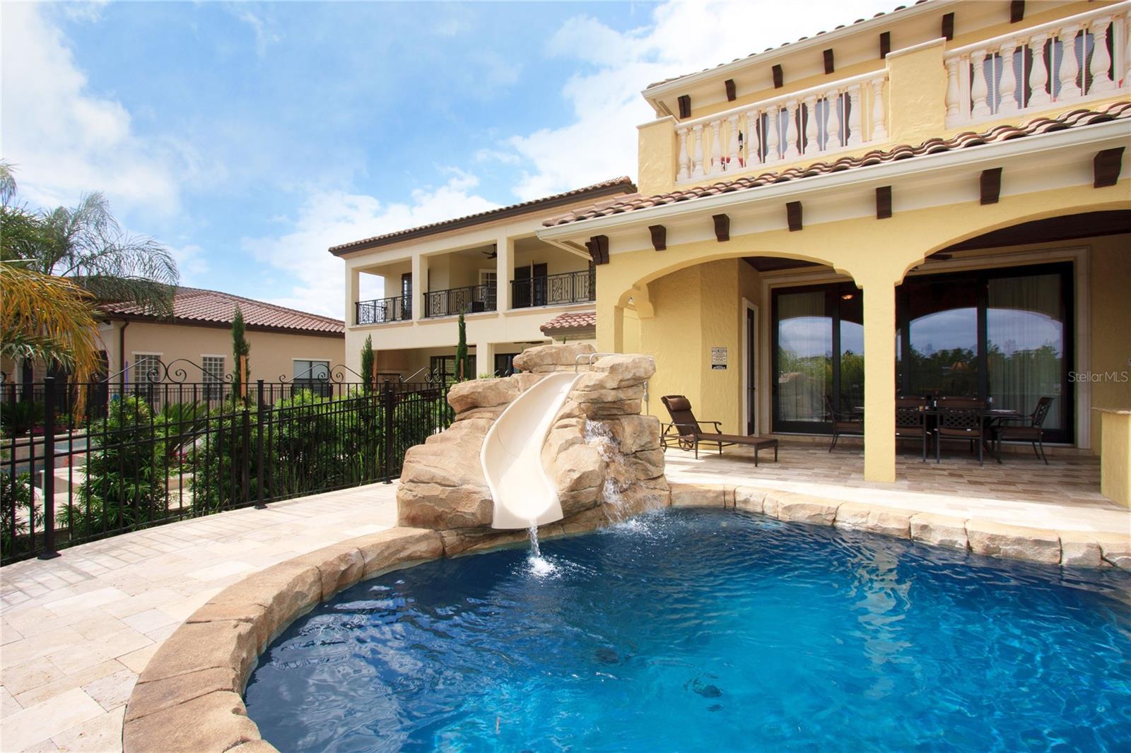 Image 13 of 49 For 7825 Palmilla Court