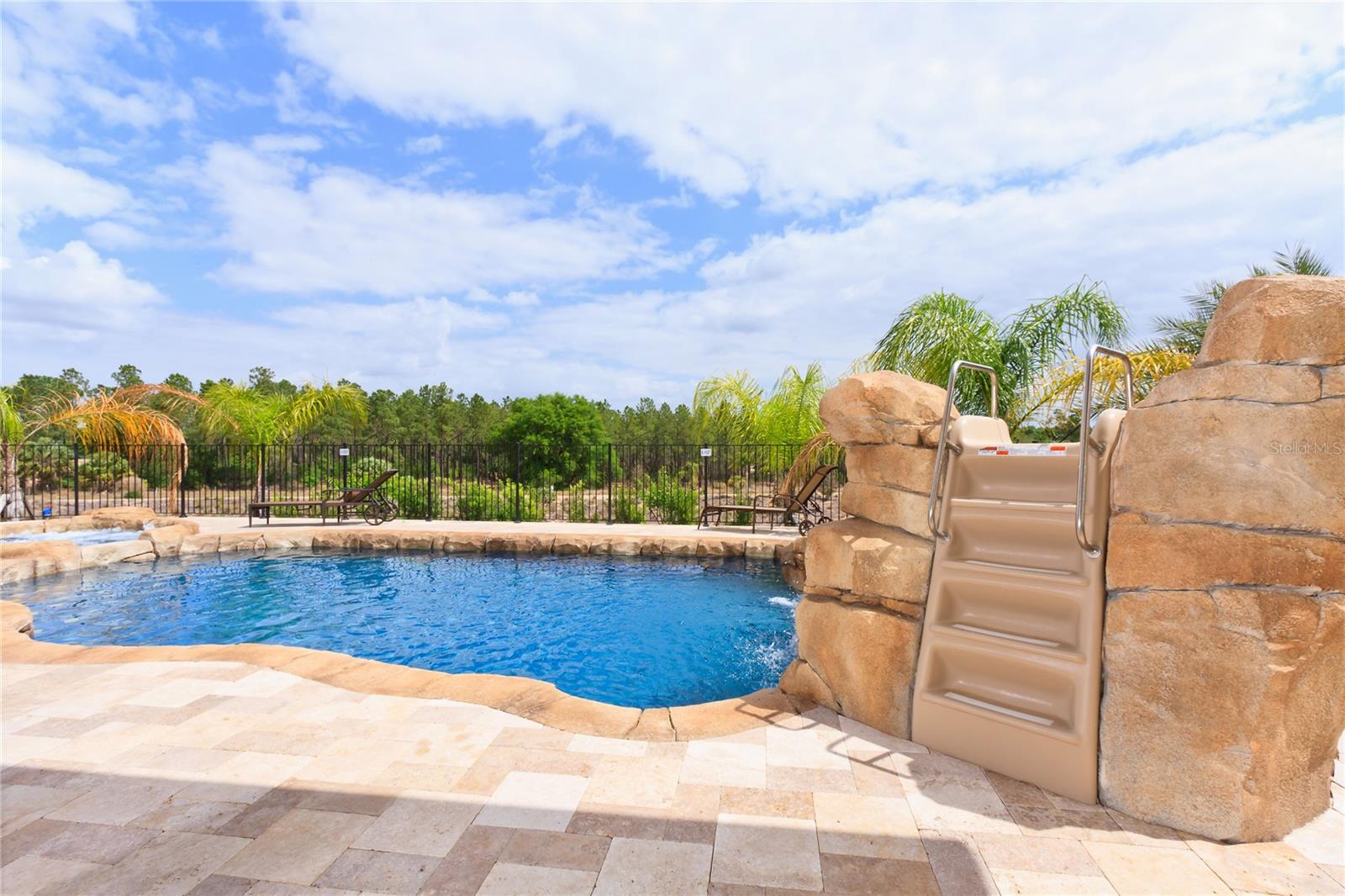 Image 14 of 49 For 7825 Palmilla Court