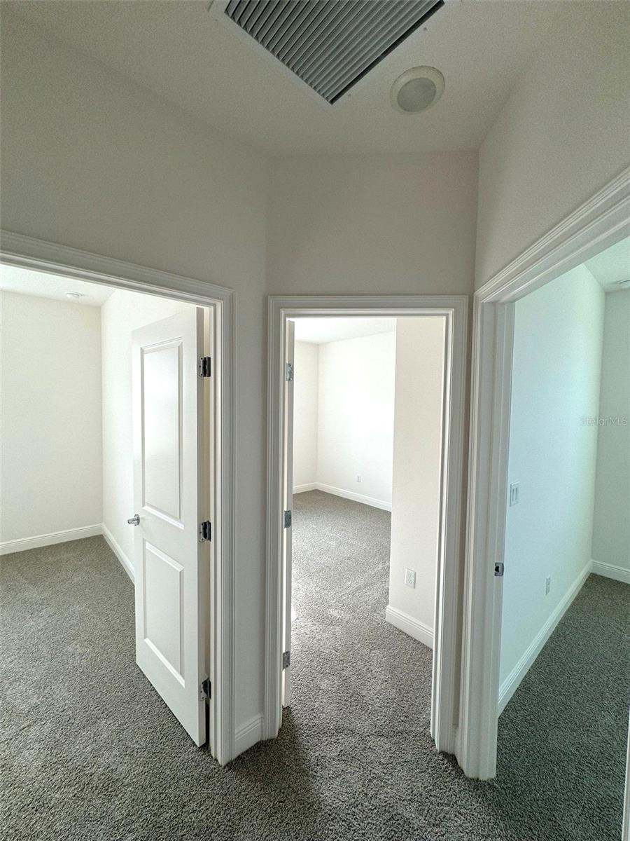 Image 29 of 44 For 4826 Prairie Preserve Run