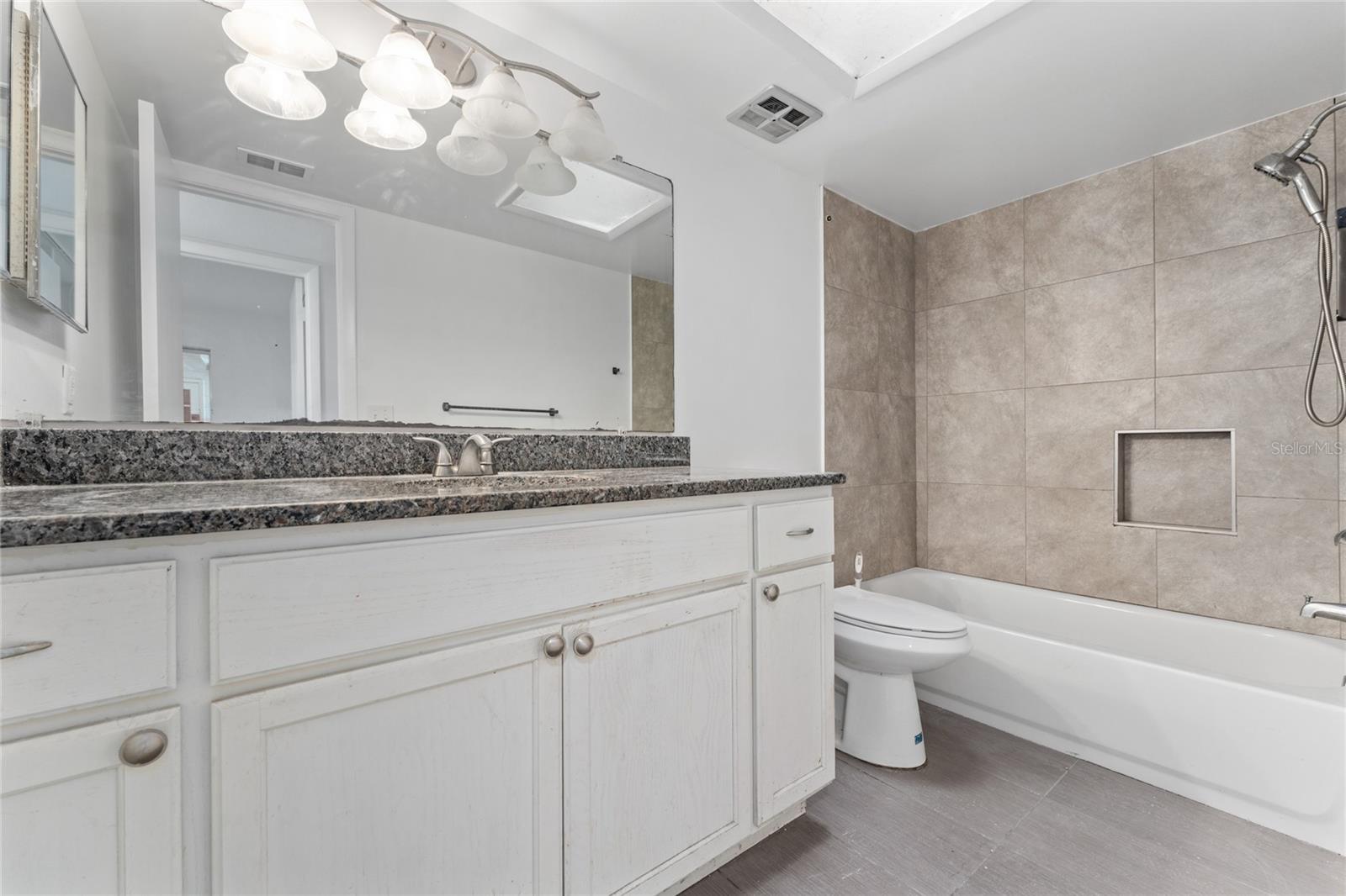 Image 10 of 39 For 1493 Magellan Circle 504