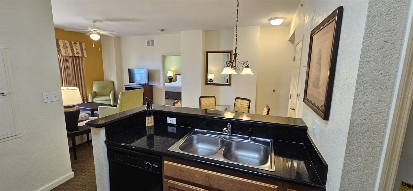 Image 10 of 39 For 8112 Poinciana Boulevard 1712