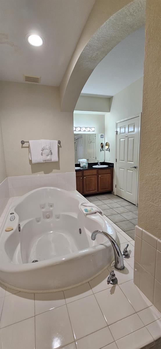 Image 24 of 39 For 8112 Poinciana Boulevard 1712