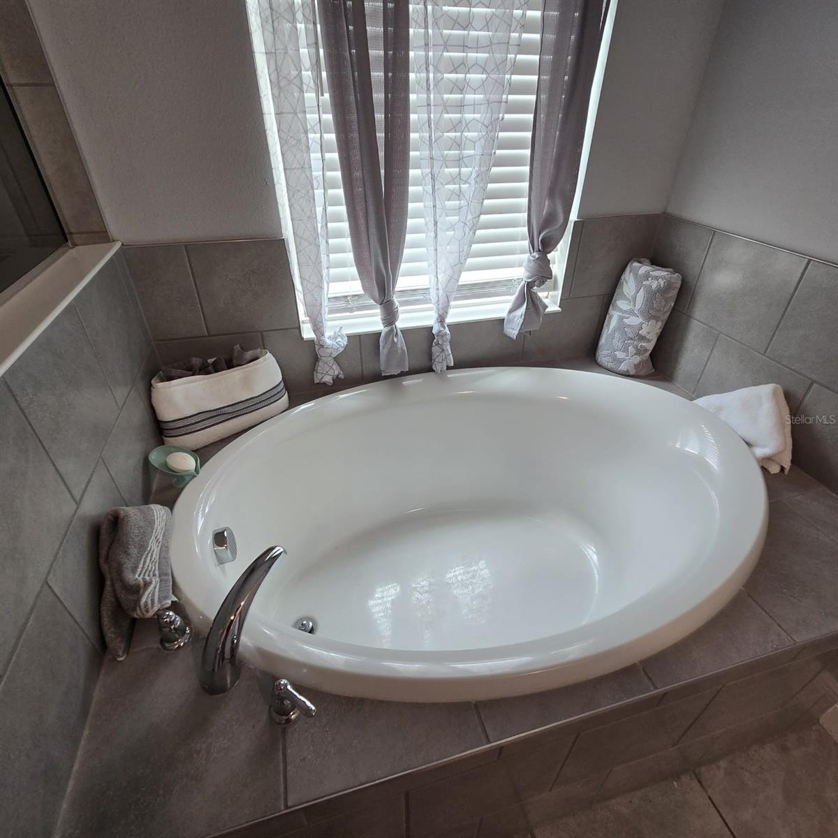 Image 24 of 26 For 540 Bristol Circle