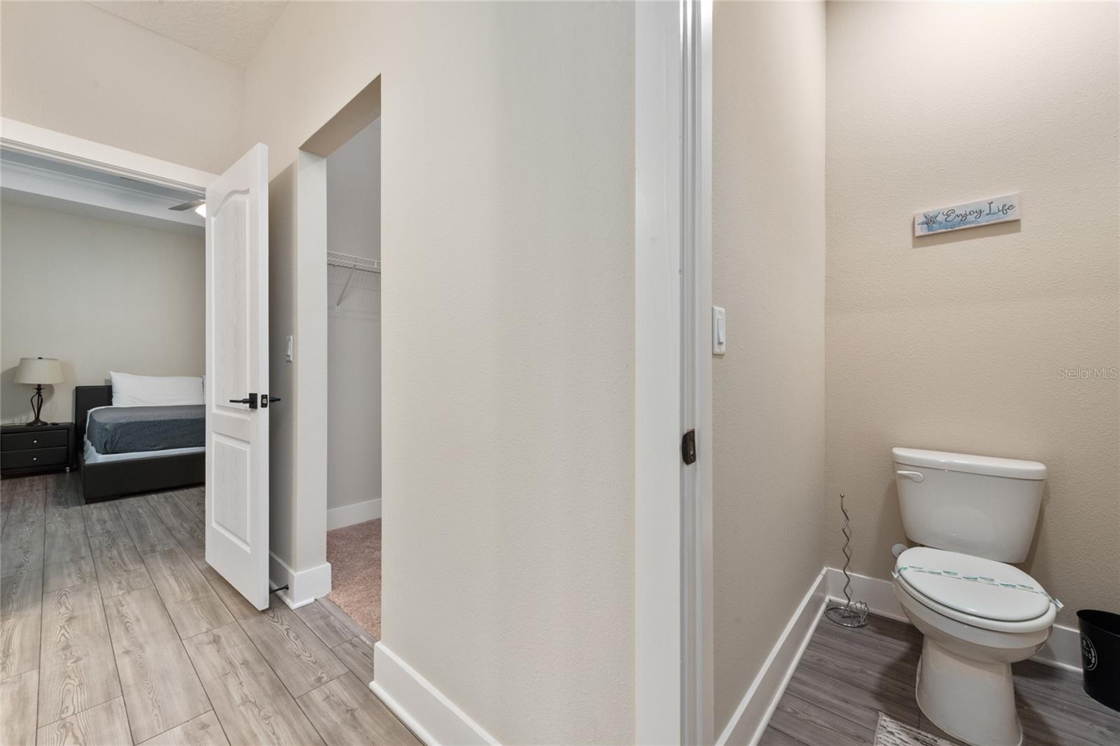 Image 14 of 34 For 7955 Haverhill Way