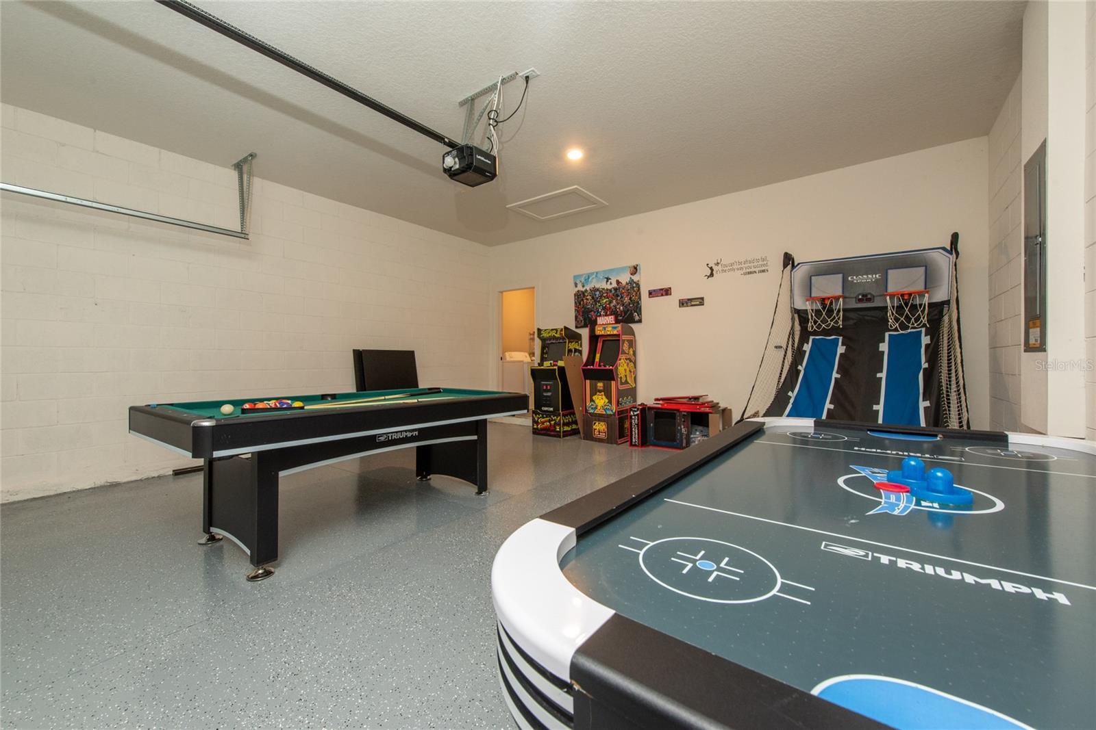 Image 25 of 34 For 7955 Haverhill Way