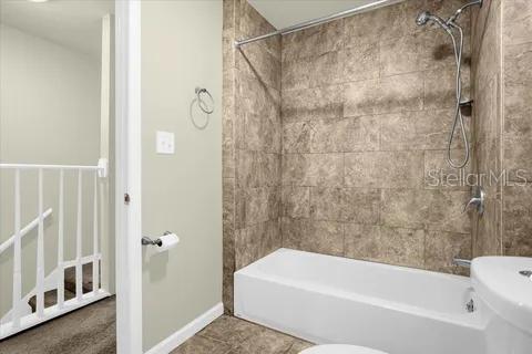 Image 12 of 16 For 4211 Semoran Boulevard 1