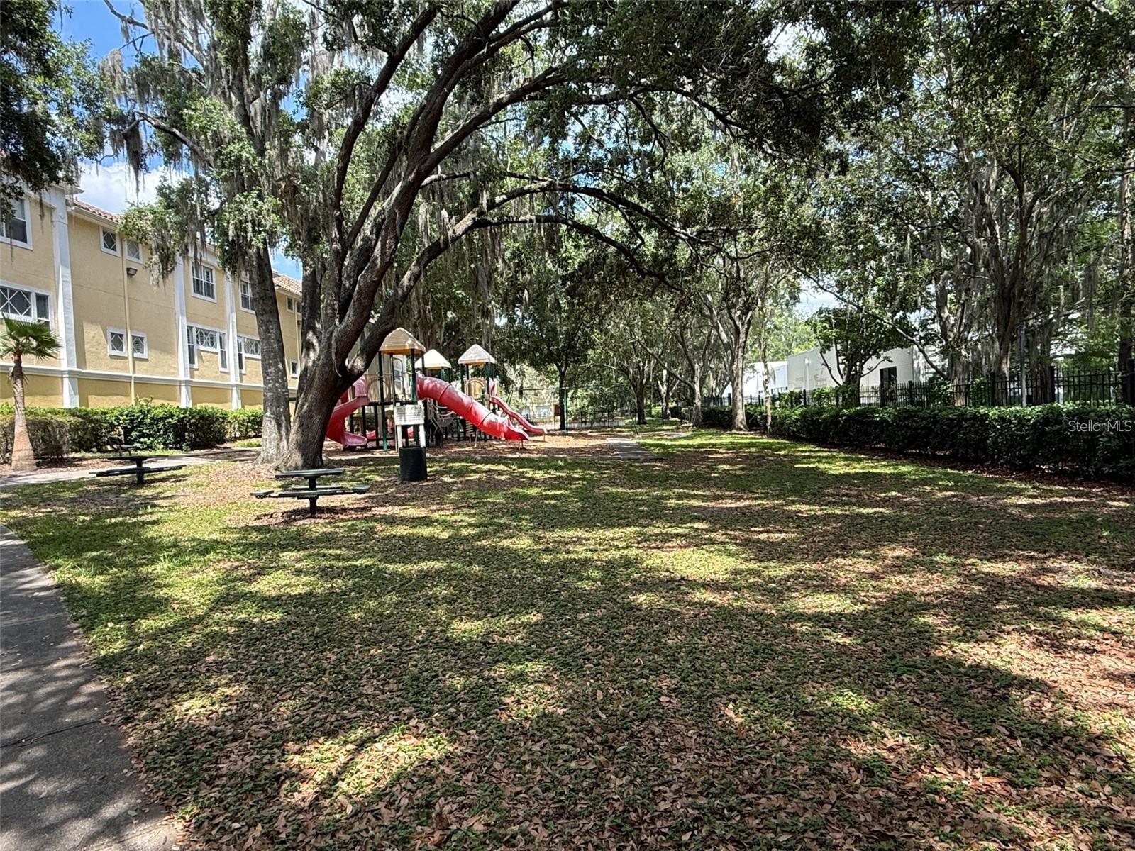 Image 24 of 29 For 1275 Lake Shadow Circle 13101