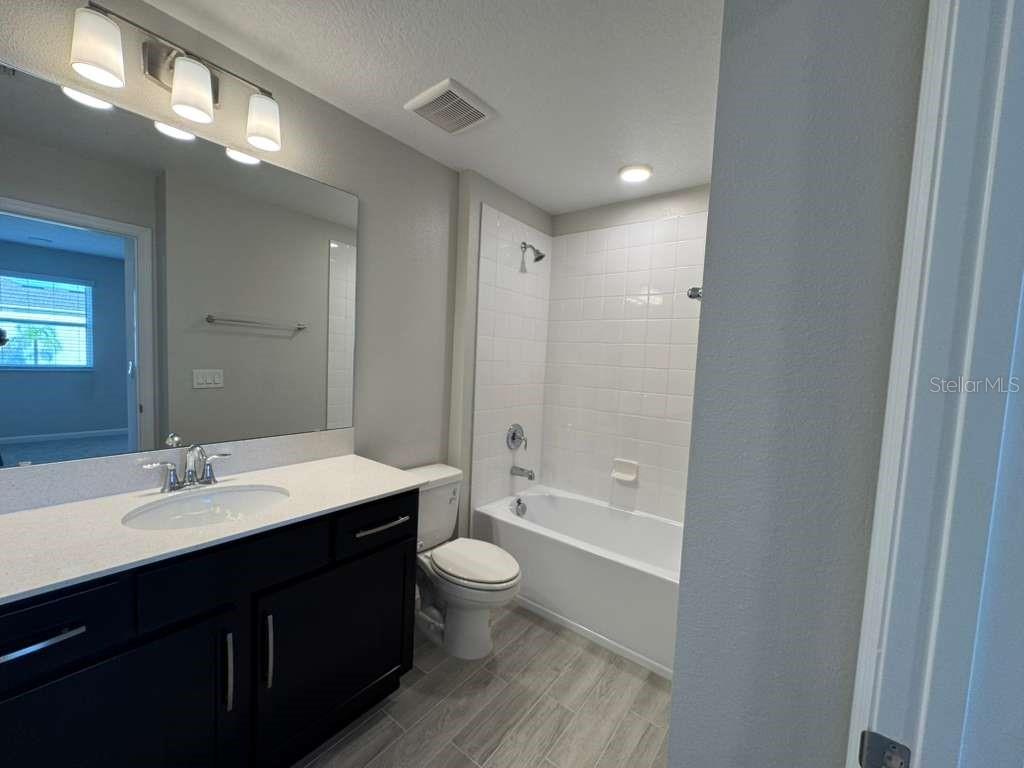 Image 21 of 31 For 5053 Prairie Preserve Run