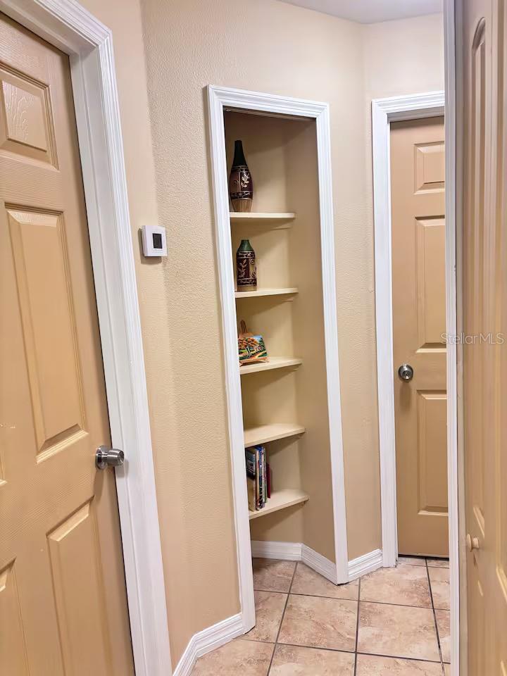 Image 42 of 49 For 2458 Sweetwater Club Circle 22