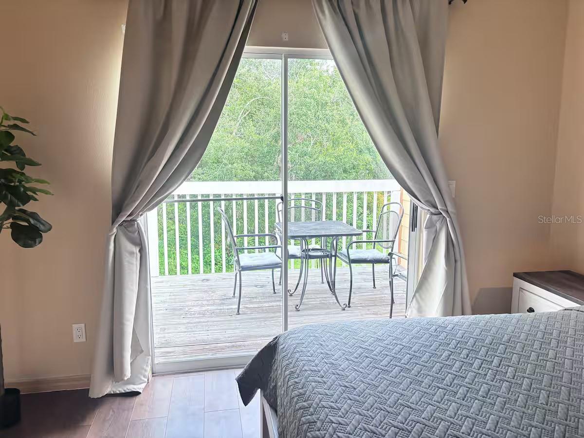 Image 6 of 49 For 2458 Sweetwater Club Circle 22