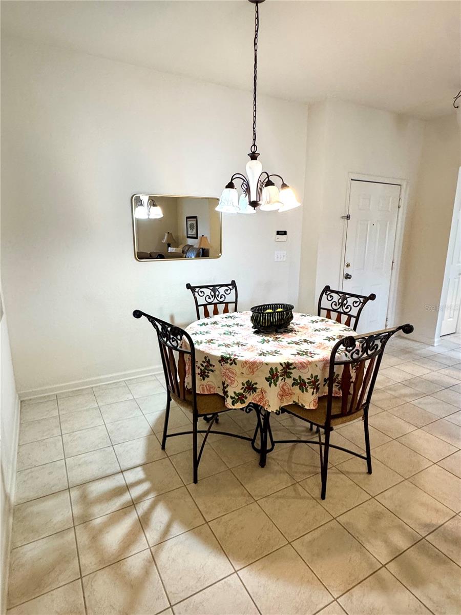 Image 11 of 27 For 3051 Greystone Loop 306