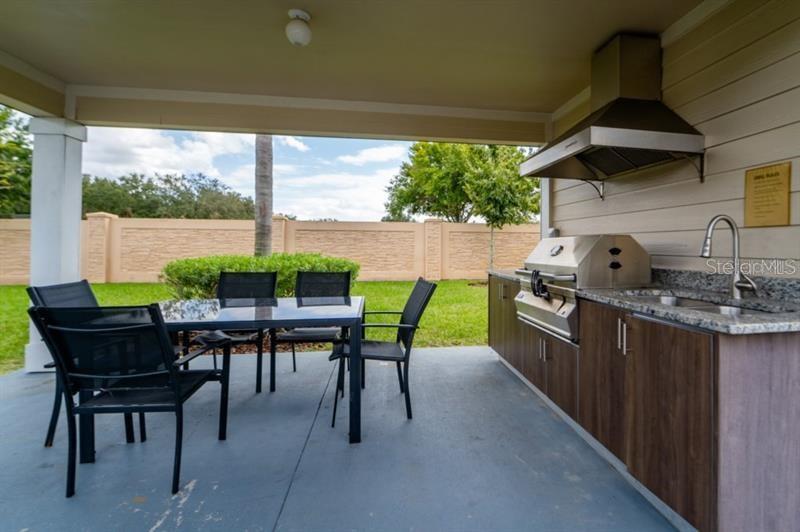 Image 12 of 32 For 8926 Shine Drive