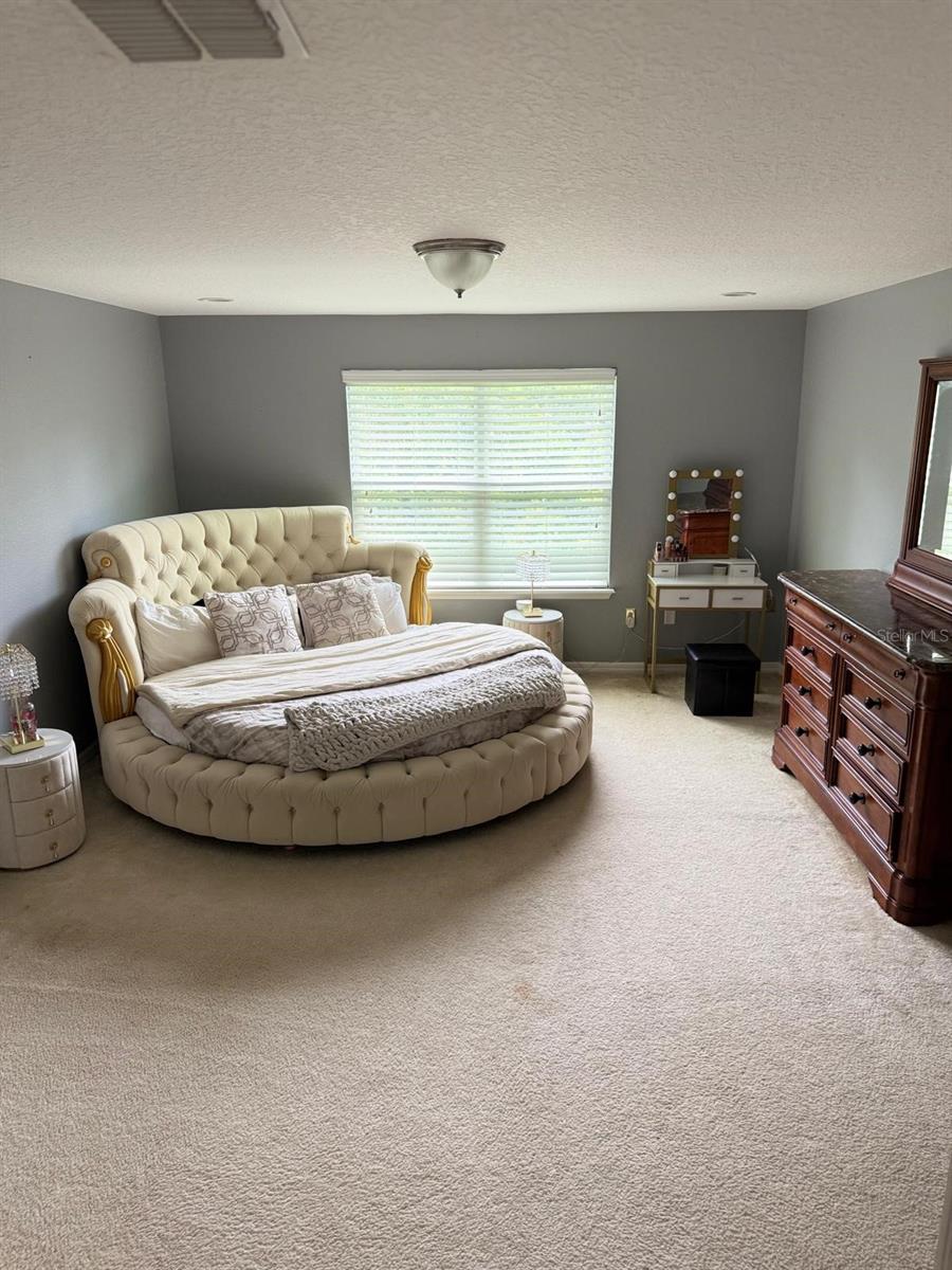 Image 14 of 38 For 14024 Waterford Creek Boulevard