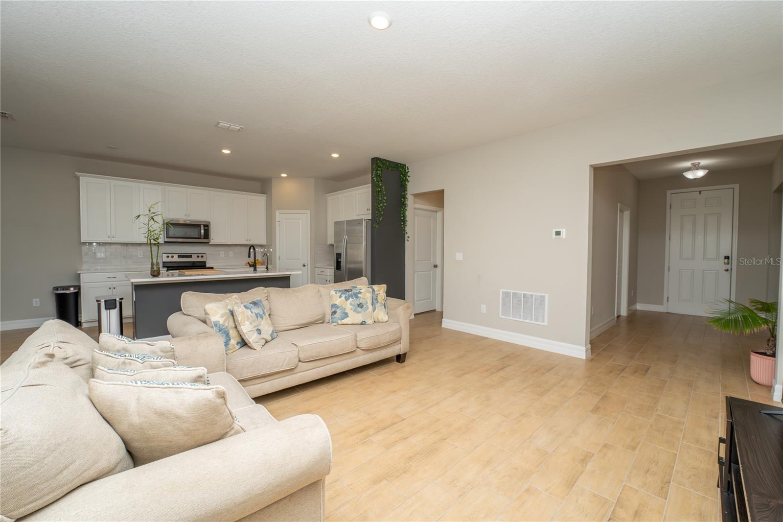 Image 12 of 24 For 1177 Fox Hedge Lane