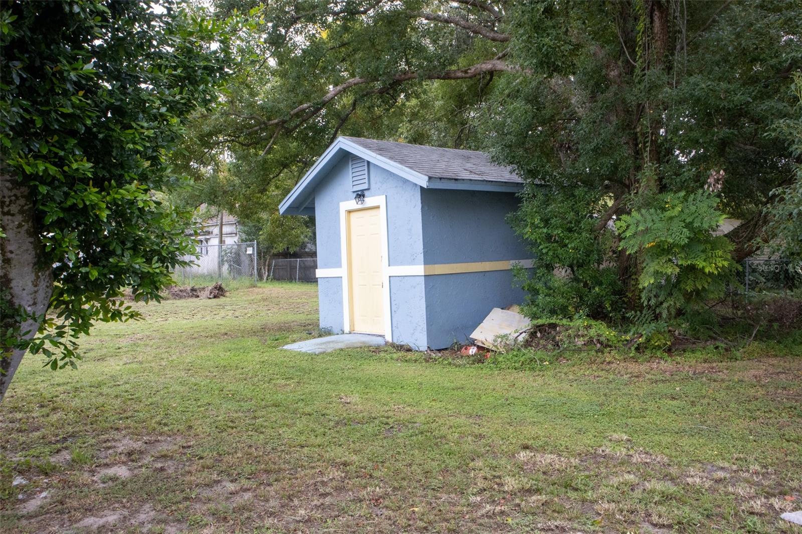 Image 7 of 41 For 212 Avenue H Se